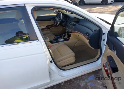 2011 Honda Accord 2.4 Ex-L from USA, damaged, VIN 1HGCP2F89BA061542